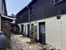  Wohnen und Vermieten � Einfamilienhaus mit Nebengeb�ude und Ferienzimmern